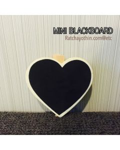 กระดานดำจิ๋วพร้อมไม้หนีบรูปหัวใจ Mini Blackboard Clip on (Heart) เขียนแล้วลบได้ WB0020